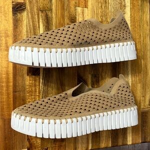 Ilse Jacobsen Tulip 141 Perforated Taupe Casual Platform Shoes Women's Size 39 9